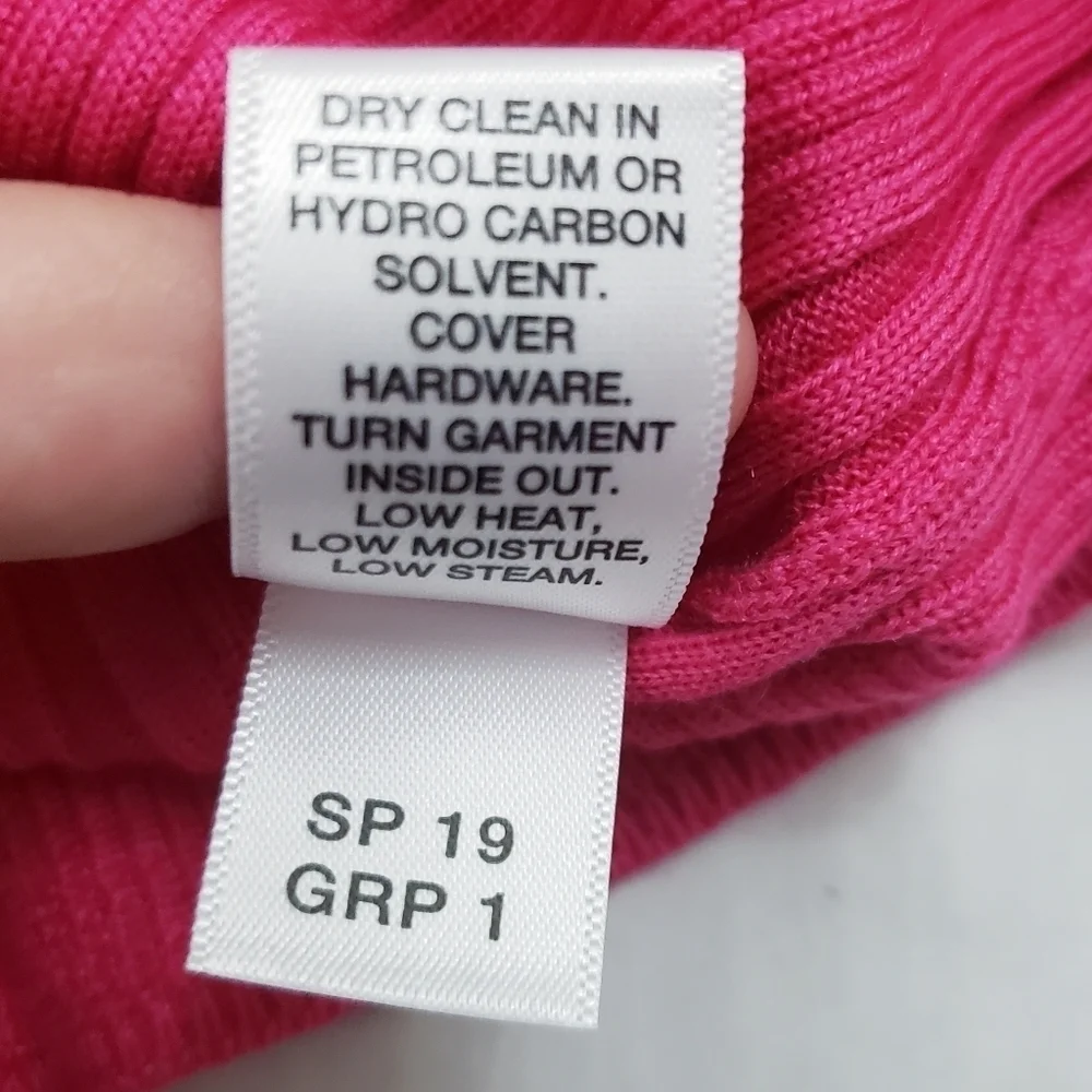 NWT St. John Super Fine Wool & Silk Ribbed Cardigan Flamingo - Picture 9 of 10